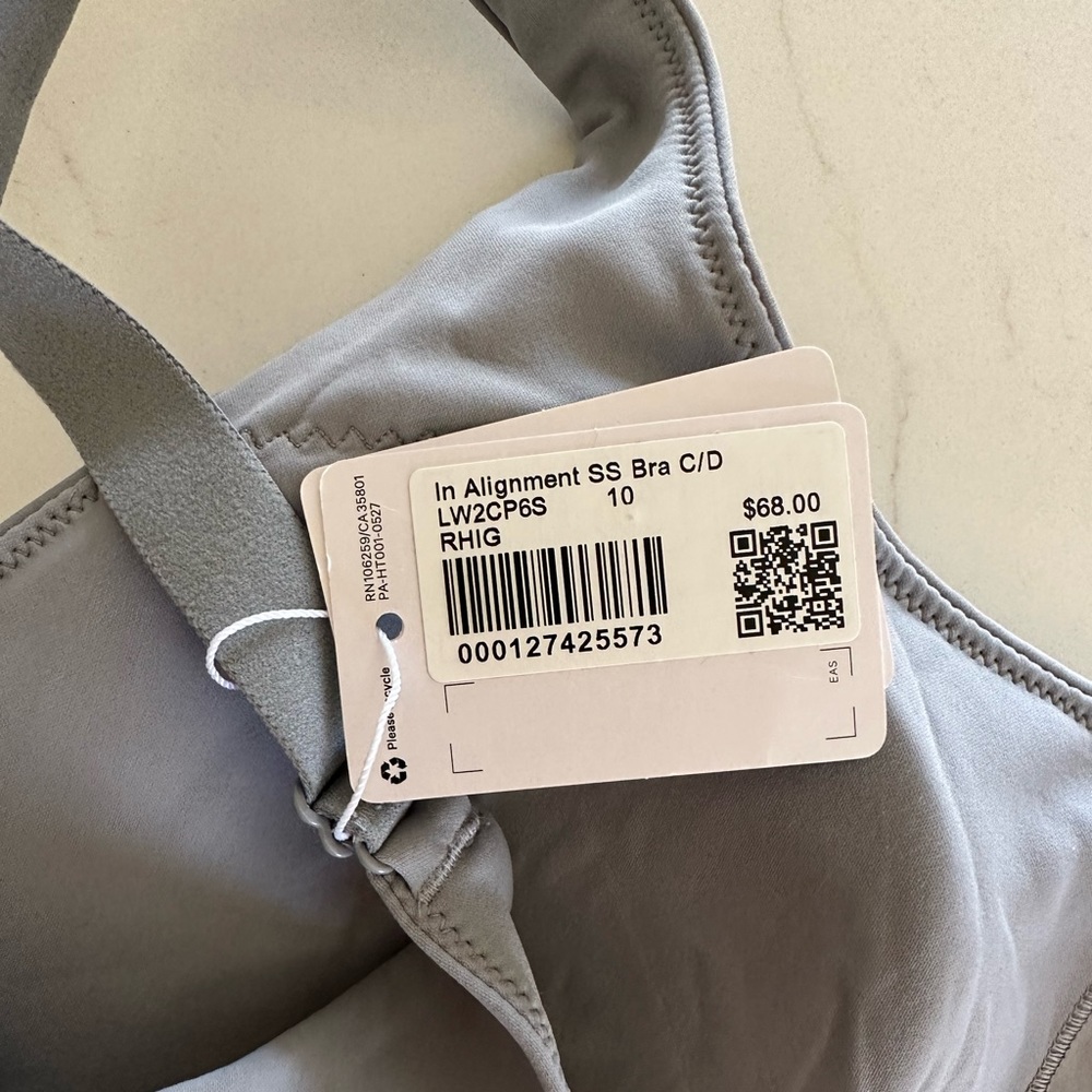 NWT in alignment lululemon bra - c/d